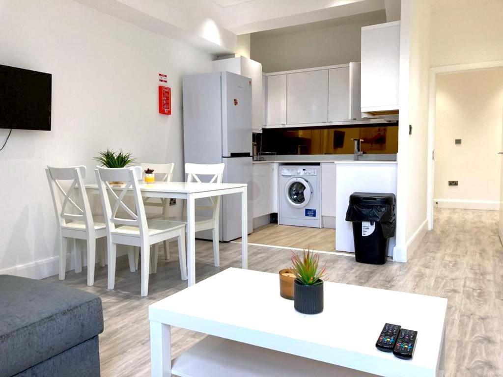 Harrow Apartments Londra Esterno foto